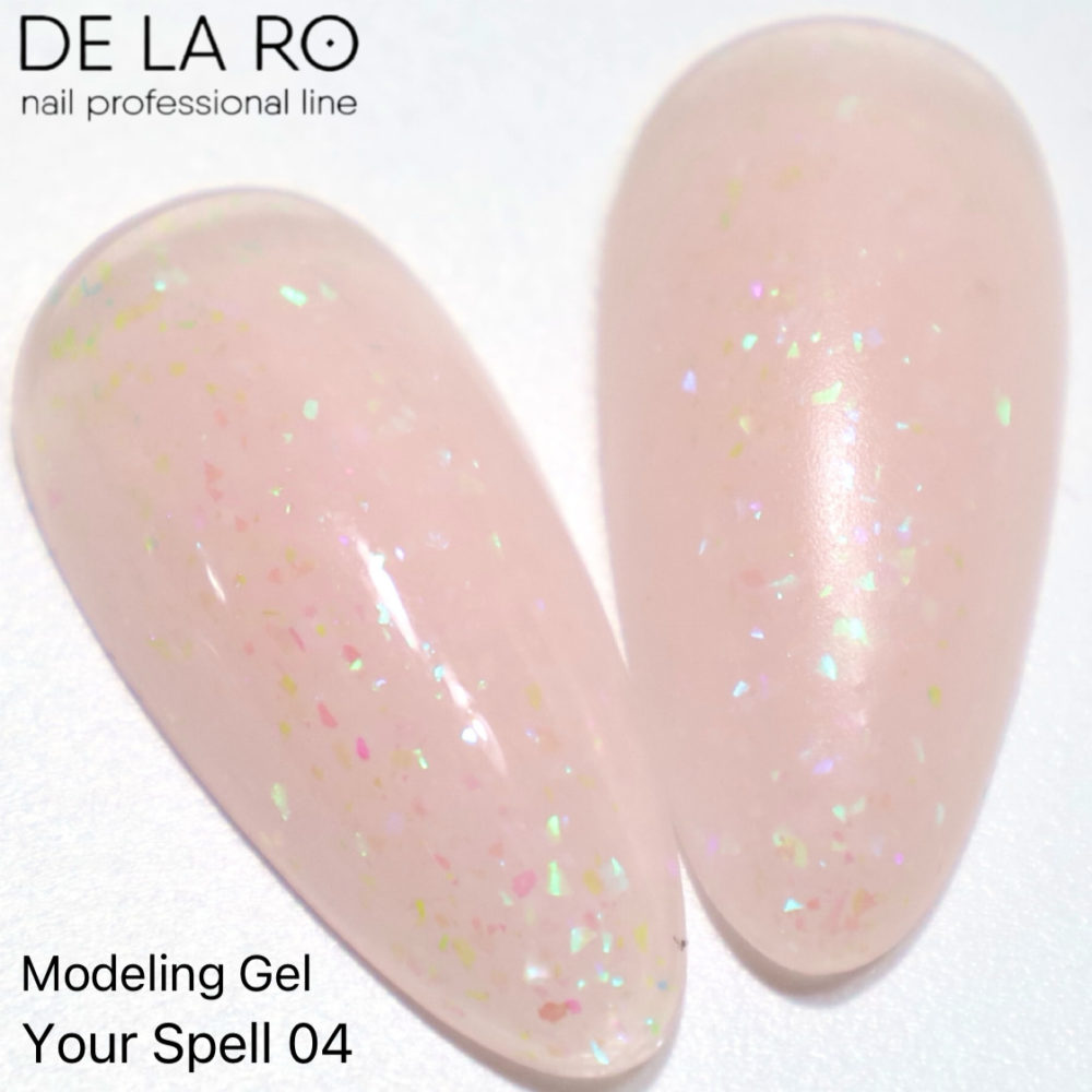 Gel modelador DE LA RO Your Spell 04 color aplicado en tips