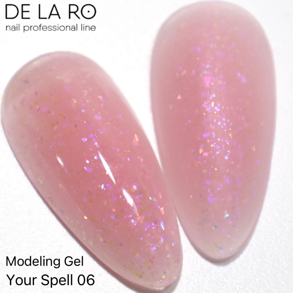Gel modelador DE LA RO Your Spell 06 color aplicado en tips