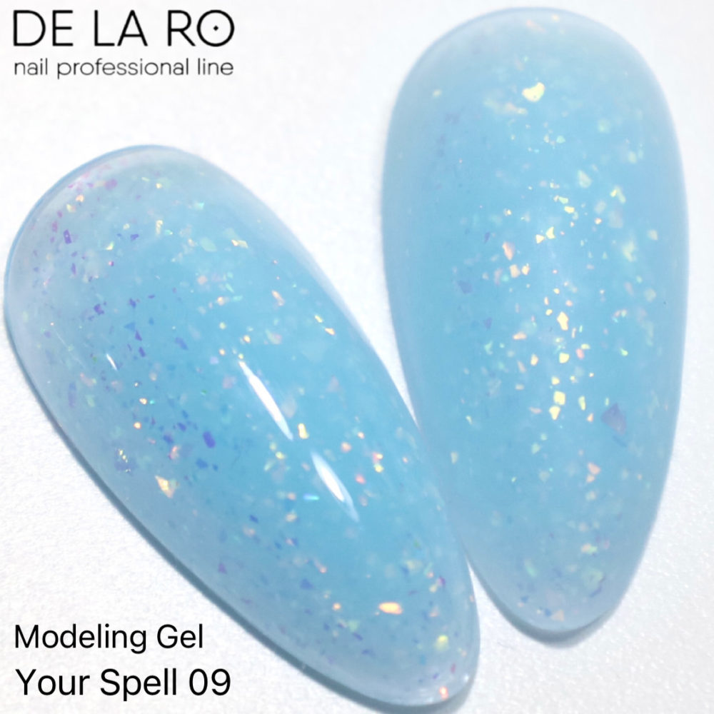 Gel modelador DE LA RO Your Spell 09 color aplicado en tips