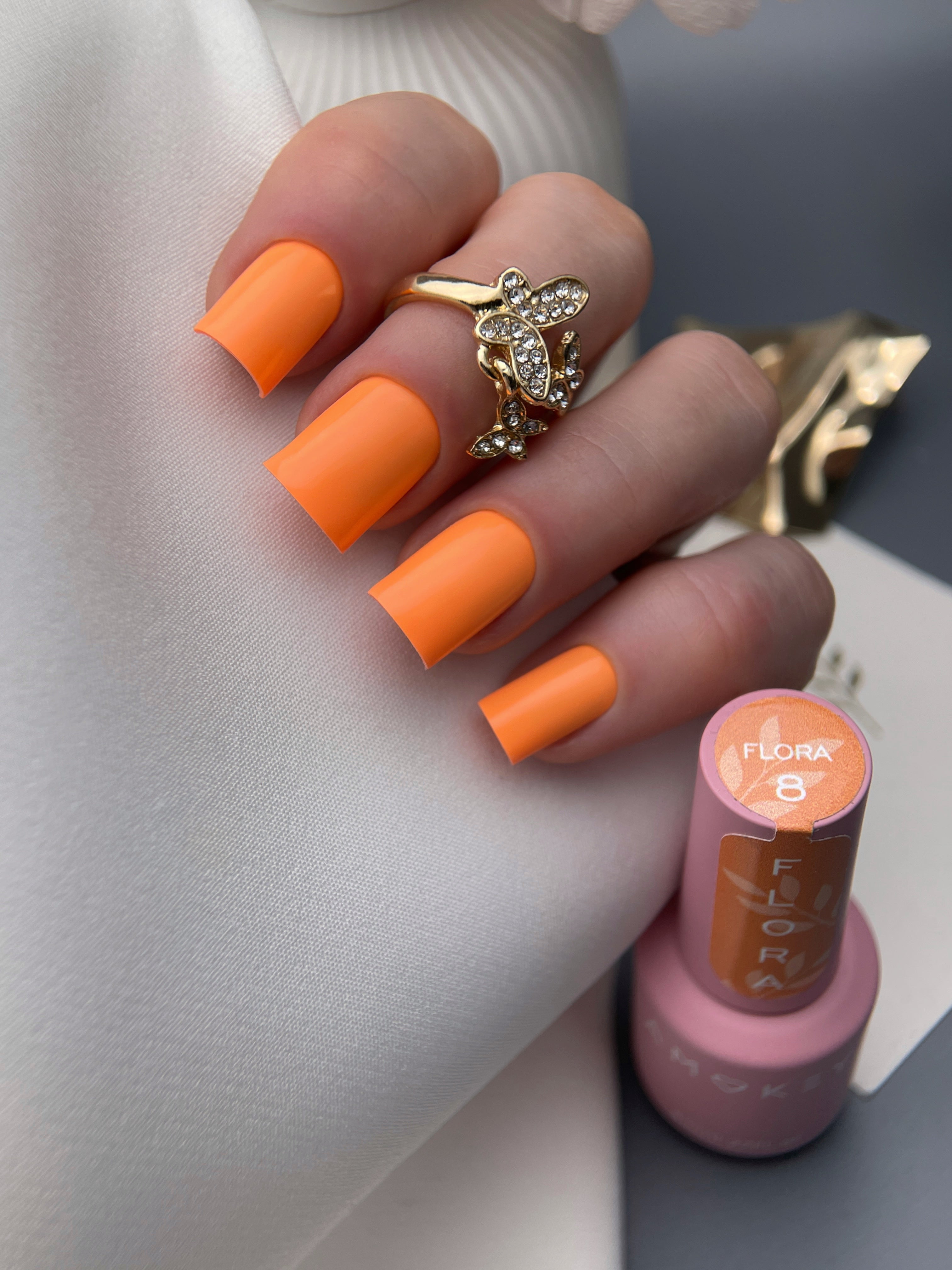 Esmalte en gel DE LA RO FLORA 08 12 ML