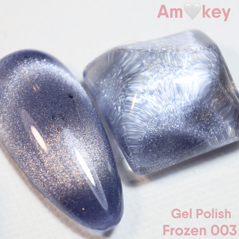 Frozen 003 DE LA RO - swatch cat eye azul acero con haz plateado