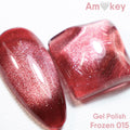 Frozen 015 DE LA RO - swatch cat eye rojo cereza