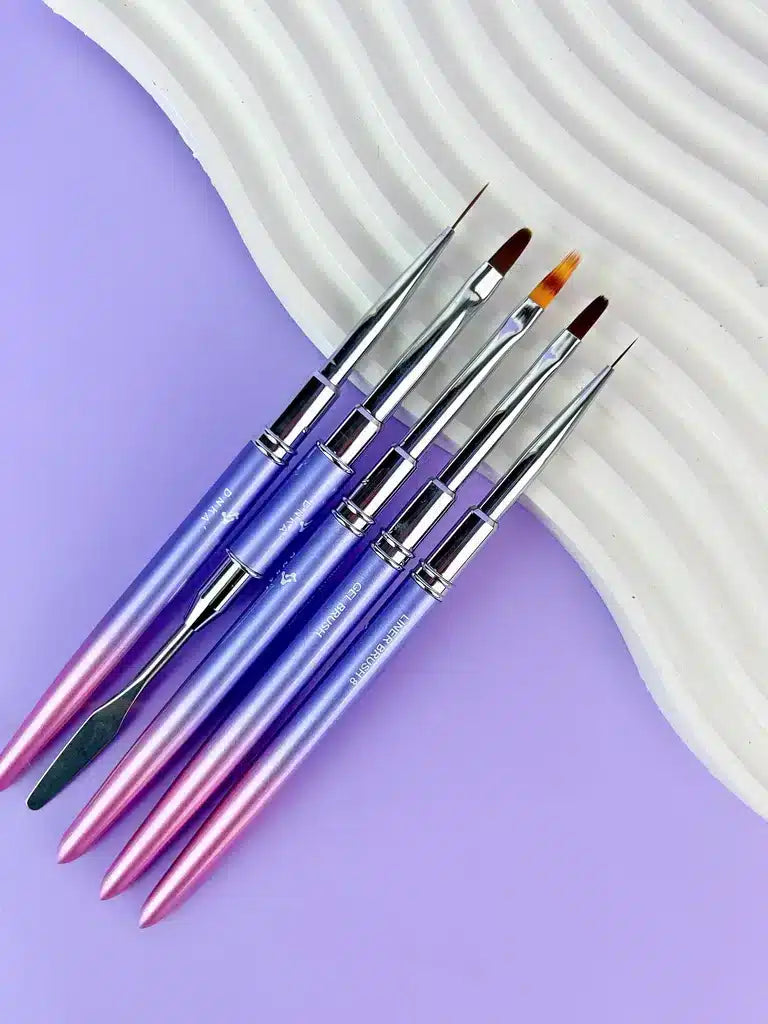 Pincel . #0002 Liner Brush 11 mm DNKa - More than nail store