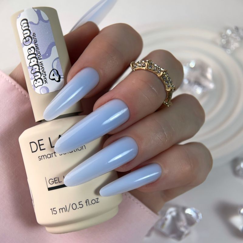 DE LA RO Polygel Bubble Gum 04 aplicado en uñas