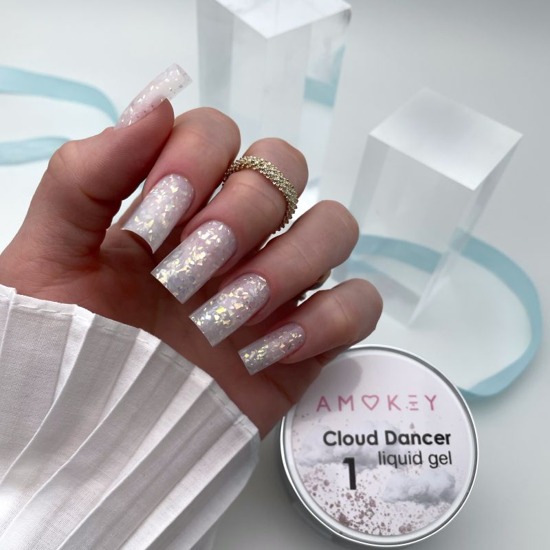 Cloud Dancer Liquid DE LA RO 01 aplicado